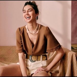 EUC SEZANE Thalia Blouse in Coffee